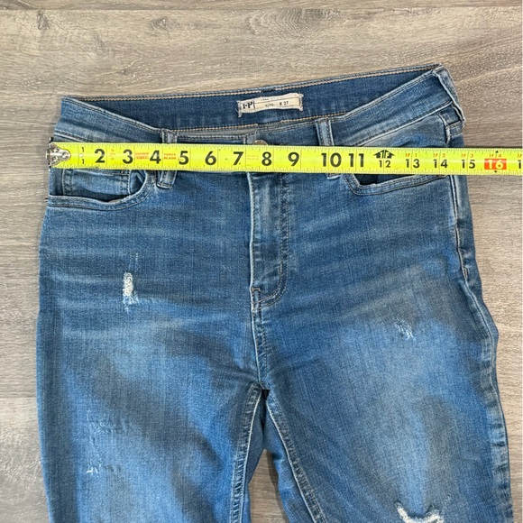 Free People Distressed Fringe Hem Jeans Women 27 - Picture 4 of 6